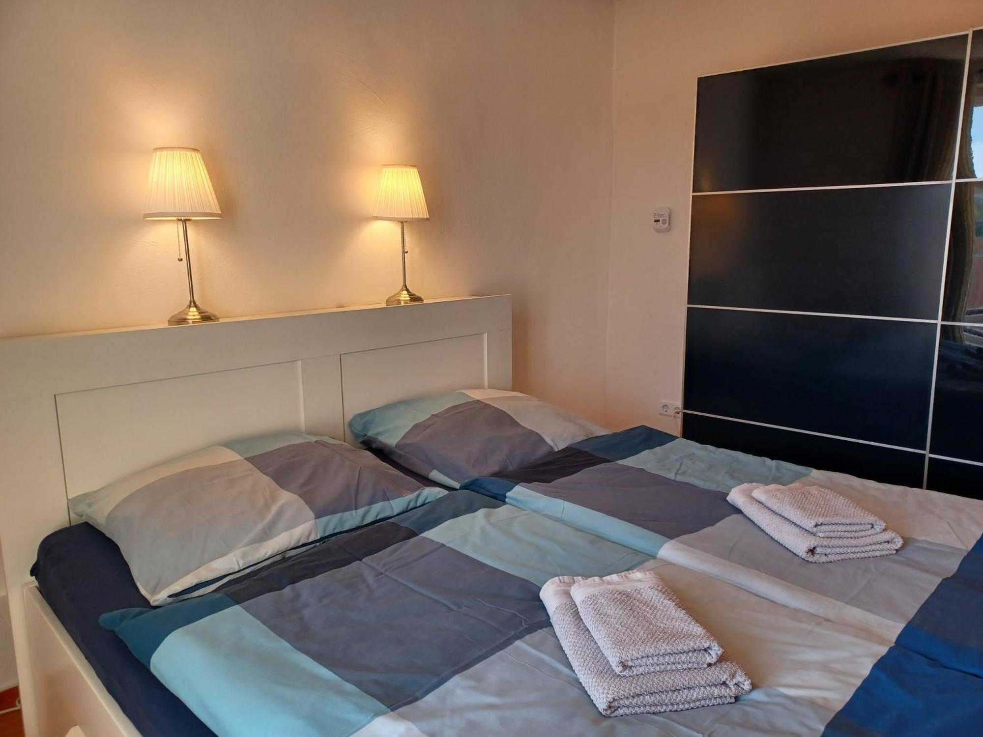 Steinhofel Ehemalige Bibliothek Apartment Fuer 2 Mit Kueche Kamin Netflix Parken Und Hofladen מראה חיצוני תמונה